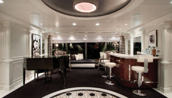 1548636809.1445_c368_Oceania Cruises Oceania Class Accommodation Owners Foyer.jpg